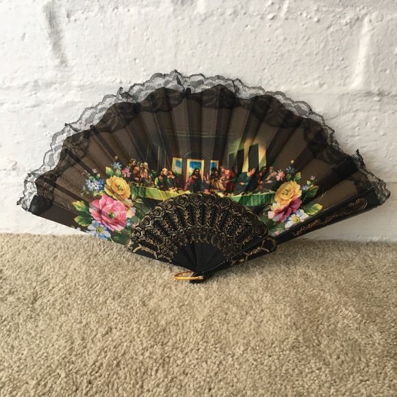 The Last Supper Decorative Church Fan with Black Lace Detail - Picture 2 of 6